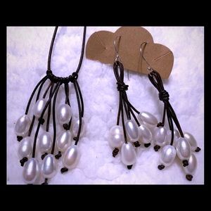 😍Freshwater and Mocha leather Rice Pearl😍